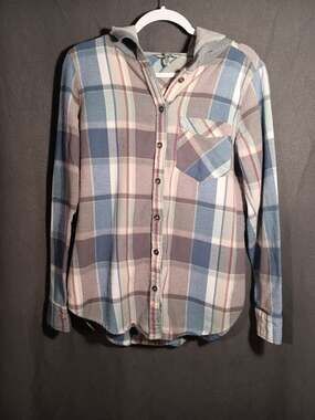 BKE Buckle Women’s Medium Plaid Flannel Hooded Button Up Sweater Shacket Medium